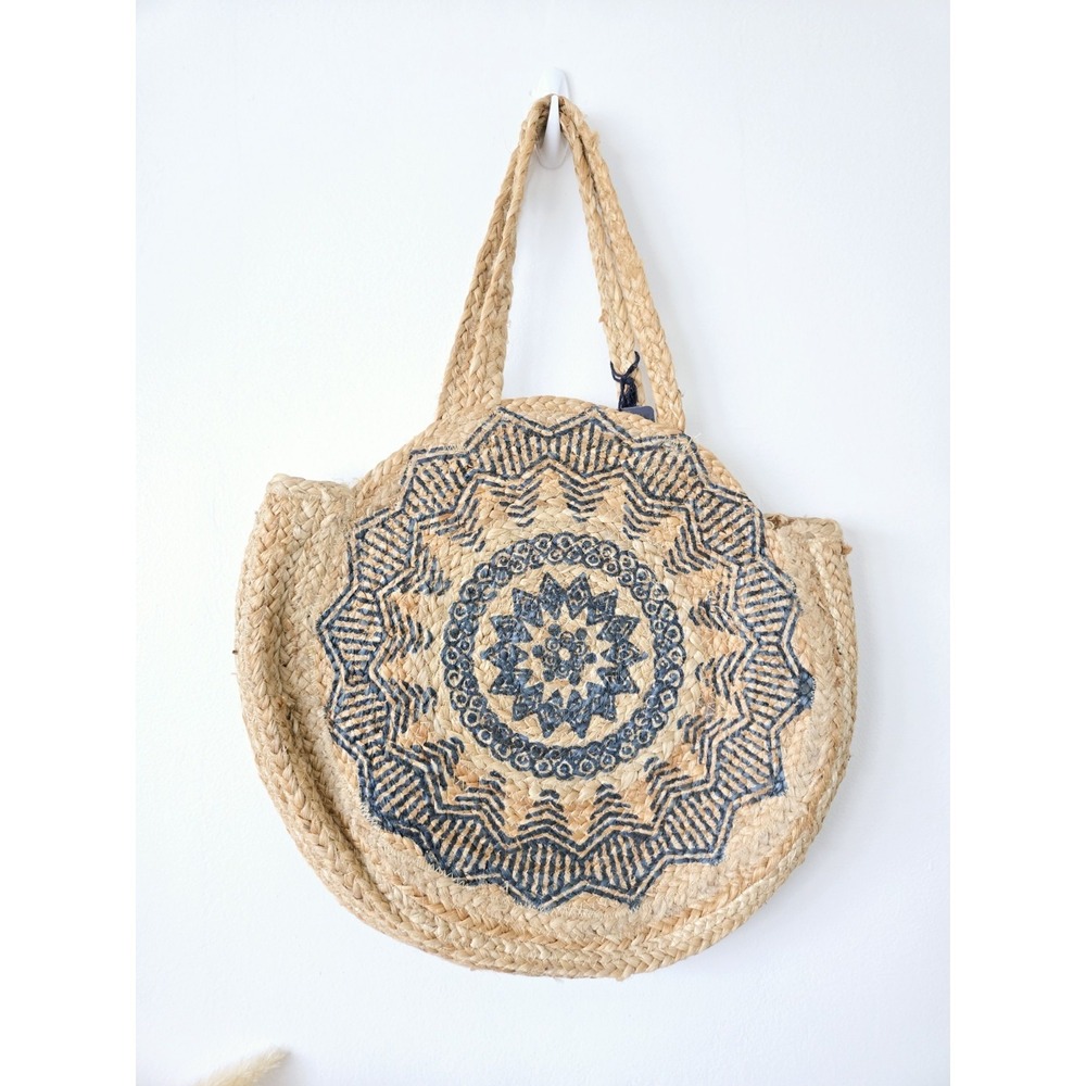 Chloe & Lex Jute Round Bag Navy Mandala NWT Beach‎ Boho Cottage core Beach Bag